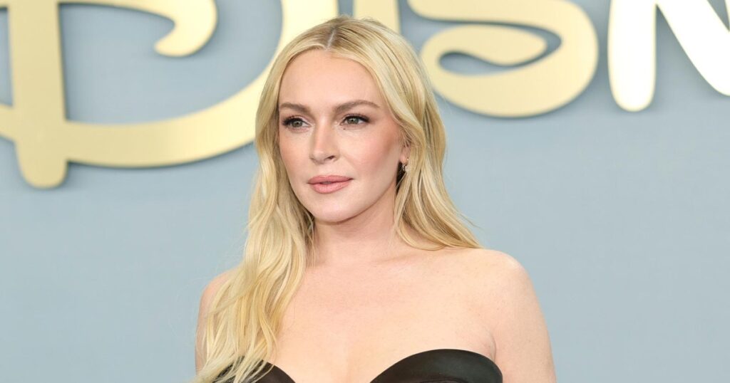 Lindsay Lohan Brings Back Redhead Era With Stunning New Look After Going Blonde: ‘Iconic’