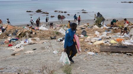 Ceuta plans second eviction after hundreds of migrants return to Trampolín beach