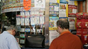 €1 million lottery ticket recovered among 5 tonnes of rubbish in Italy
