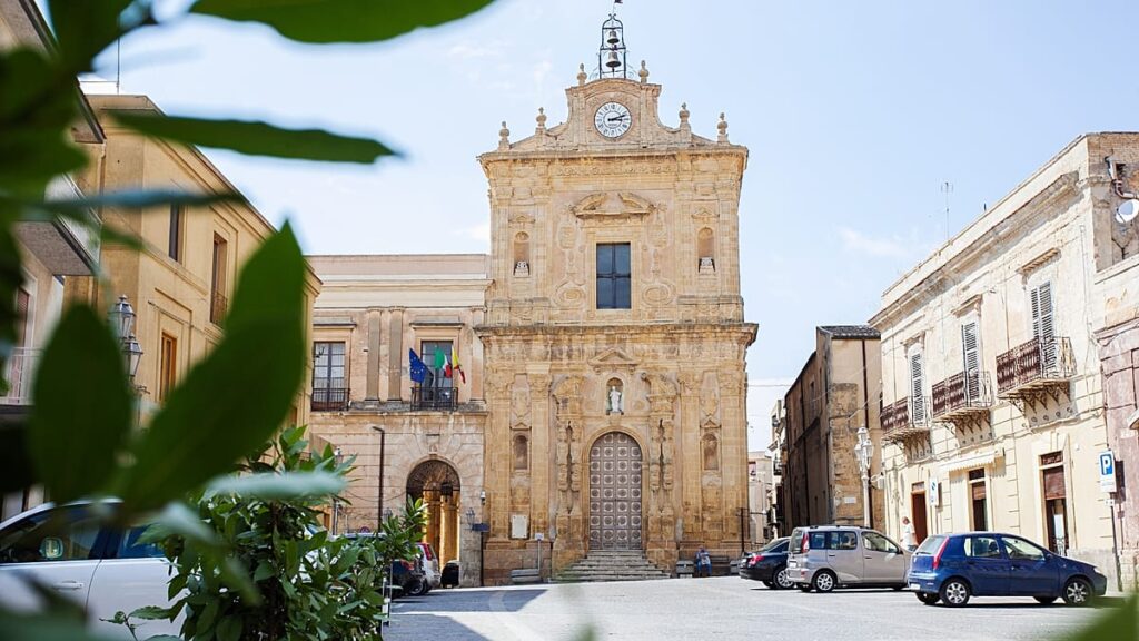 Homes in the Sicilian town of Naro are on sale for just €1