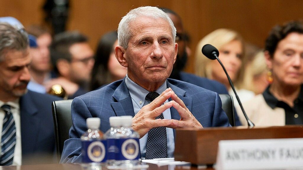 Fauci in the hot seat as GOP senator tears into 'truly sick' vaccine texts: 'Tip of the iceberg'