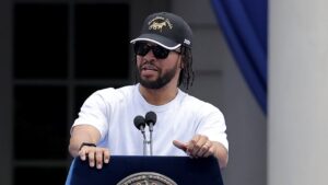 Knicks star Jalen Brunson is a man of the people, reveals the one thing he can't live without