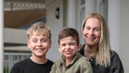 How a mother’s story of resilience moved a Collingwood AFL legend Jeremy Howe to donate a dream holiday to Bali