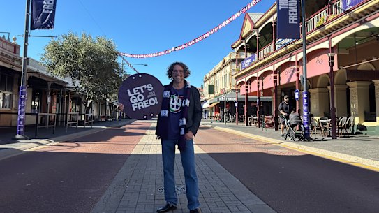 Fremantle mayor Ben Lawver can’t wait to see the Port City dressed in purple to support the Dockers finals campaign. 
