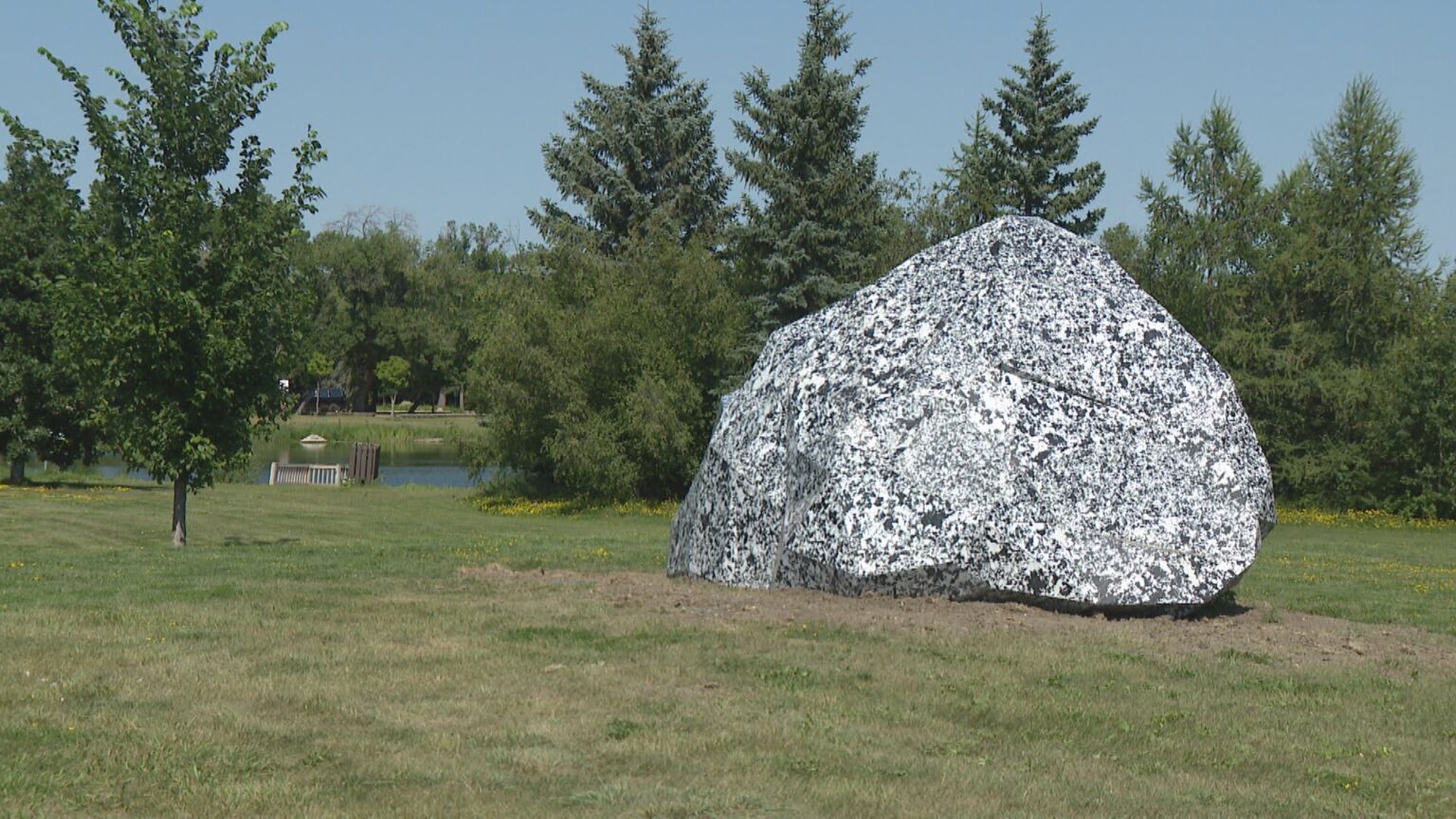 Saskatoon councillors uphold funding behind controversial $297K art installation