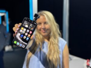Honor Has Radically Reinvented the Phone for the Robot Age. I Played With It and It’s Wild