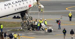 Flight controllers allegedly punched out early before Air Canada plane crash