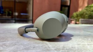 This New Color for Sony’s WH-1000XM6 Headphones May Be My Favorite So Far