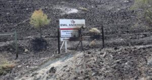 Highway through Summerland, B.C., reopened with limited hours, stopping restrictions