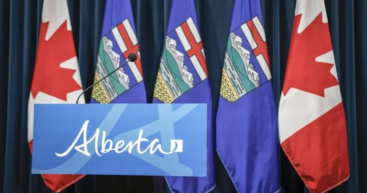 Alberta, Canada flags creating division ahead of referendum