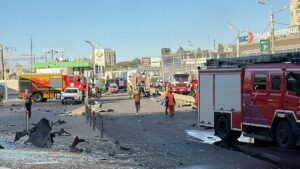 Russia launches fresh attacks on Kyiv and Kharkiv