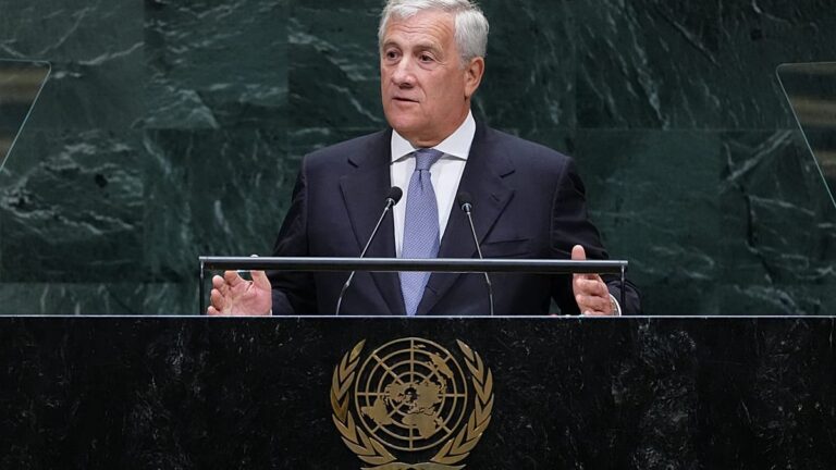 “Respectable women in long skirts”: Tajani under fire for his remark
