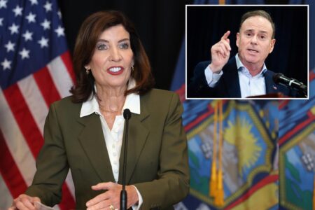 Hochul backs reelection of NY Dem boss Jay Jacobs, who refused to endorse Mamdani