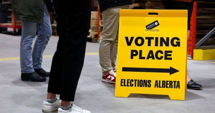 Foreign influence watchdog ‘aware of concerns’ about Alberta referendum