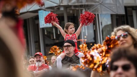 San Francisco 49ers Gold Rush cheerleaders break world record in Melbourne’s Federation Square
