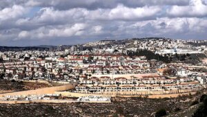 Britain’s dramatic crackdown on Israeli settlements sparks fierce response as US blowback looms