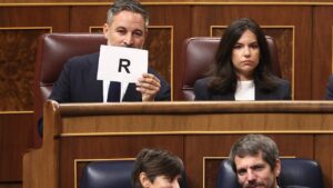 Spanish opposition leader calls prime minister a ‘traitor’ over Ceuta migrant crisis