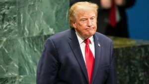 GOP cracks widen over Iran war as vulnerable candidates break with Trump, demand its end