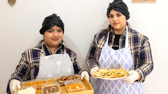 Sanjana and Shivangi Munial prepare sell North Indian food on Facebook Marketplace from their South Wentworthville home.