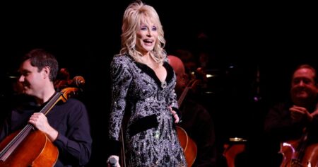 Dolly Parton Posthumously Accepts Lifetime Achievement Award in Video Recorded Before Her Death