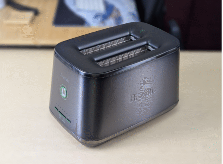 Breville’s Wild New Toaster Swaps the Timer for Optic Sensors to Tell When Toast Is Done