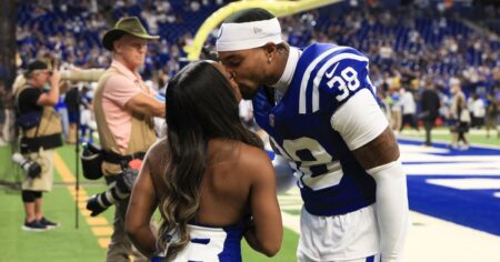 Simone Biles Kisses Jonathan Owens Before His 1st Colts Season Game, Wows in Plunging Team Gear