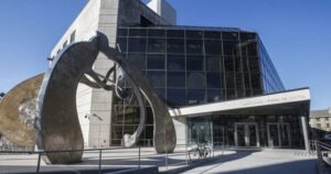 Rising use of AI in Canadian courtrooms creates divide