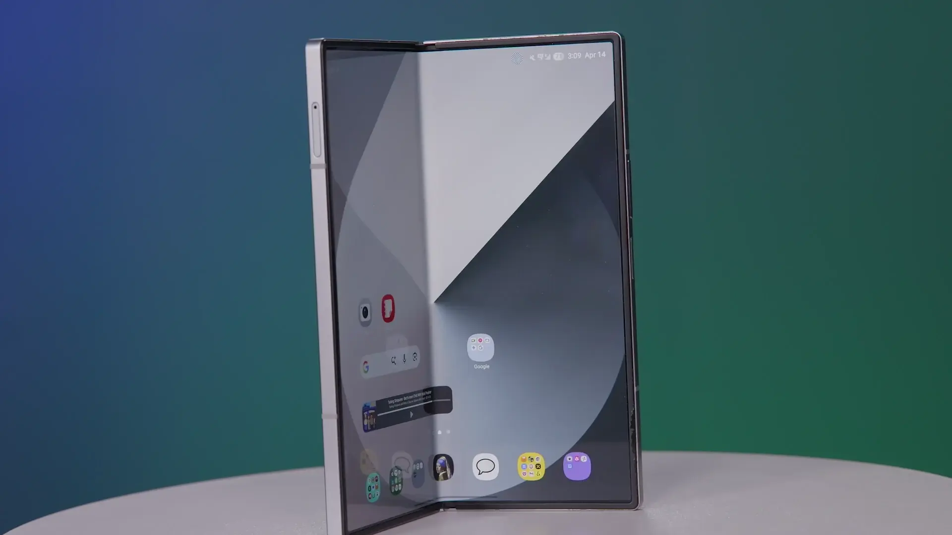 Samsung's iPhone Fold Killer Is Leaked