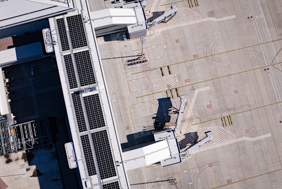 A bird’s-eye view of the airport terminal.