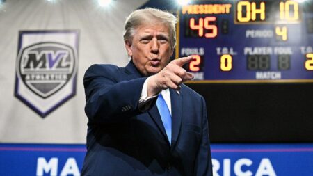 Trump touts ‘golden age’ at Ohio rally, urges voters to deliver GOP midterm wins