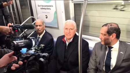Bruce Blakeman hammers Dem Gov Hochul, Mamdani over subway safety during NYC campaign ride