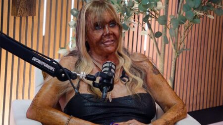 Notorious 'Tan Mom' claims ICE agents mistook her for illegal immigrant because of extreme tan