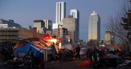 Dedicated river valley space for homeless encampments debated in Edmonton