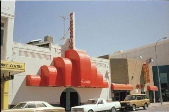 Pinocchio’s ran up from the 1960s until the early 1990’s and is now known as Magnet House.