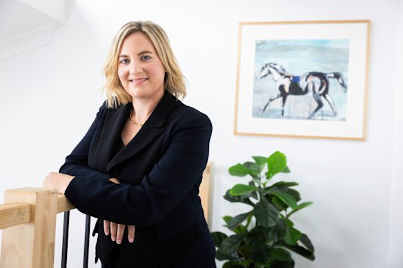 Vickey Leonard is defending defamation proceedings brought against her and her website by V’landys.
