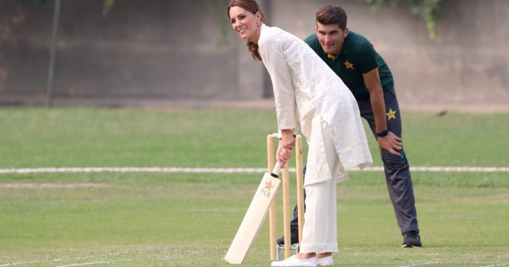 Yes, Kate Middleton’s Exact Canvas Sneakers Are Hiding on Amazon — But They’re Bound to Sell Out