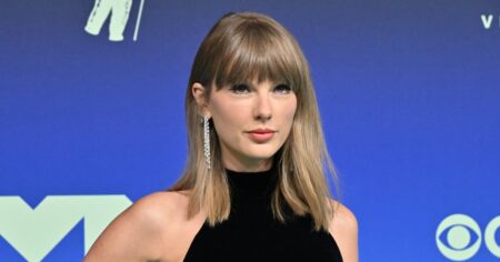 Taylor Swift Just Convinced Me to Trade My Basic Sweater Dresses for This Cool-Girl Alternative
