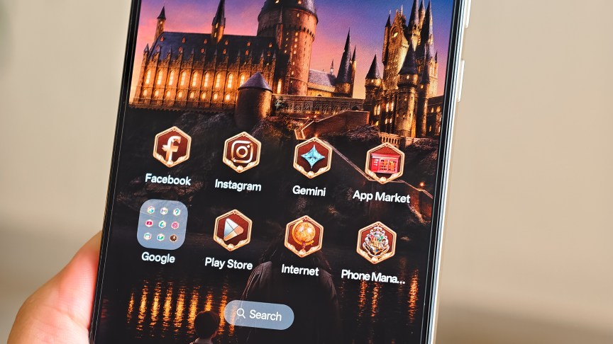 UI icons on the Realme 16 Pro 5G Harry Potter Edition.