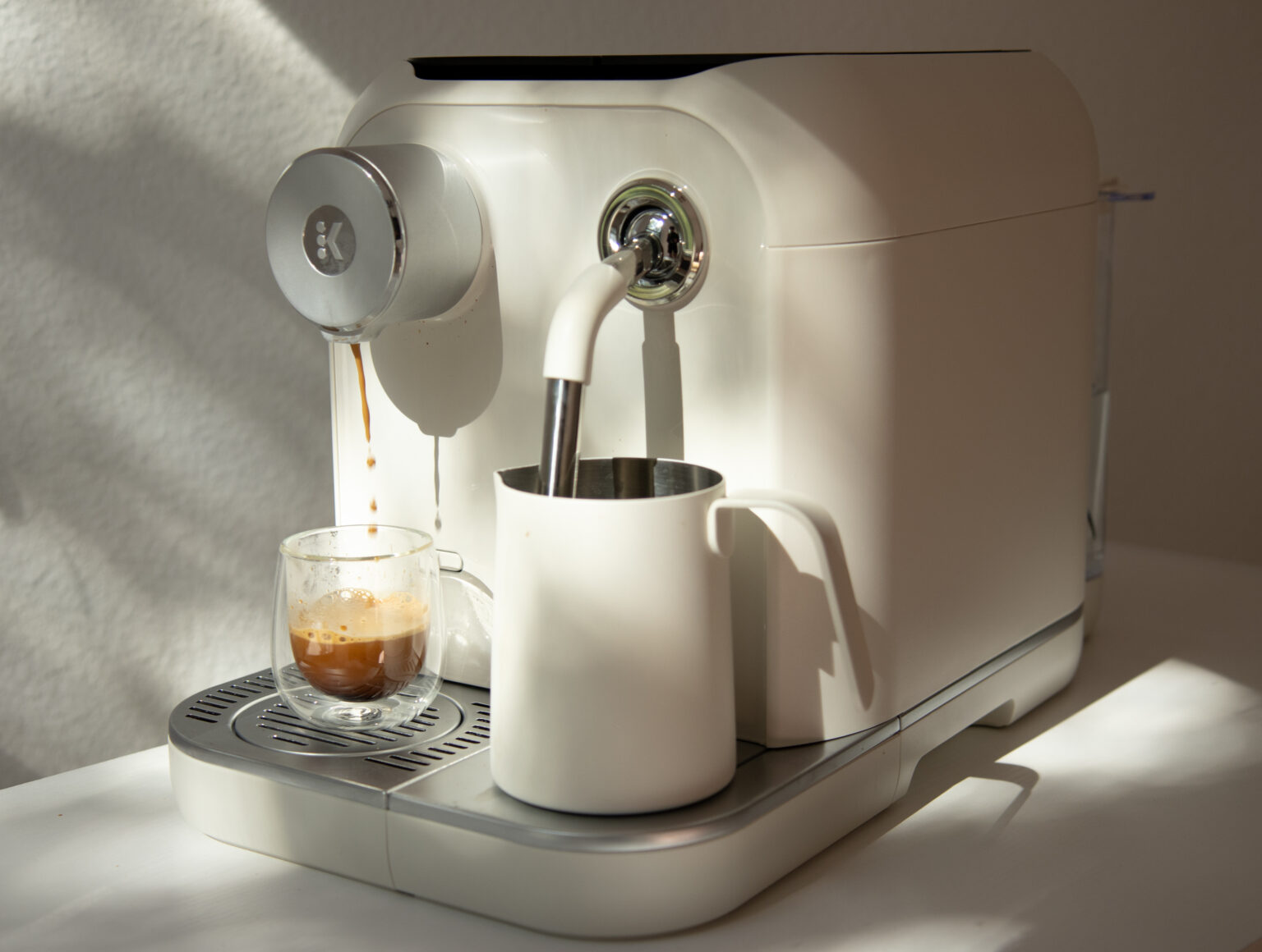 I Spent Weeks With Keurig’s Posh, Plastic-Free Pod Coffee System: What Works and What Doesn’t