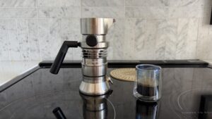 This Stunning Espresso Machine Is the Size of a Moka Pot and Inspired by a Jet Engine