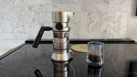 This Stunning Espresso Machine Is the Size of a Moka Pot and Inspired by a Jet Engine