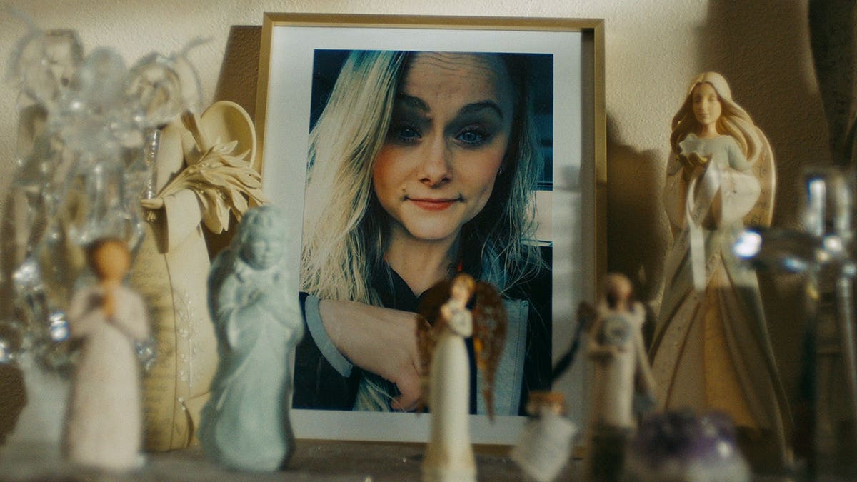 A memorial for Sydney Loofe.