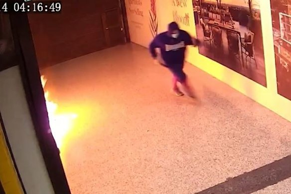 Criminals can order an arson attack over encrypted apps.