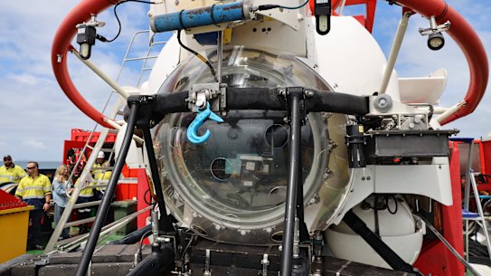 JFD’s LR5 rescue submarine.