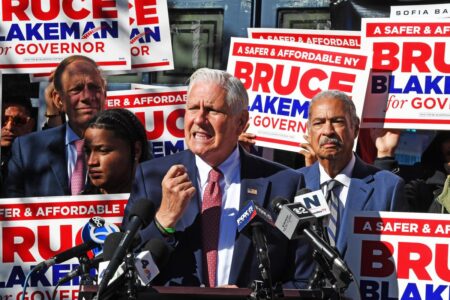 Blakeman joins former Gov. Pataki in call to tap NYS natural gas as energy prices soar