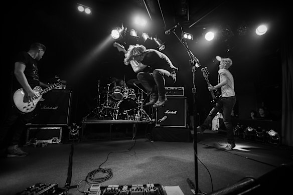 Jebediah on their Twenty Tour at the Corner Hotel.