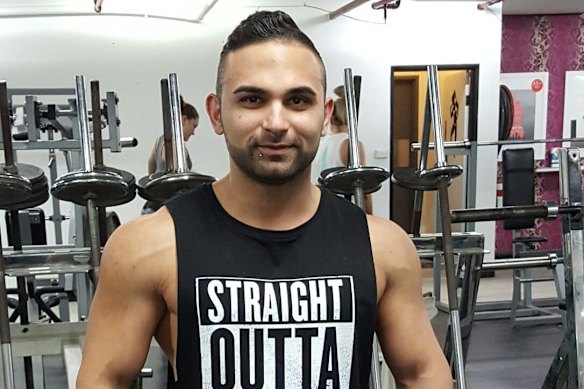 Sayit Erhan Akca says he offered authorities the explosives in exchange for a reduced sentence and for his bail to be reinstated if he returned to Australia.