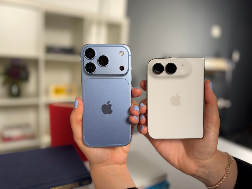 iPhone Duo vs. iPhone 18 Pro